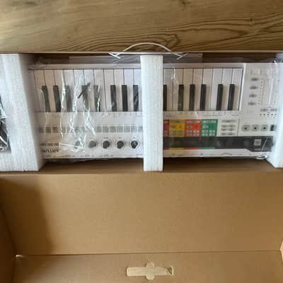 Arturia KeyStep Pro 37-Key MIDI Controller 2020 - Present - White image 7