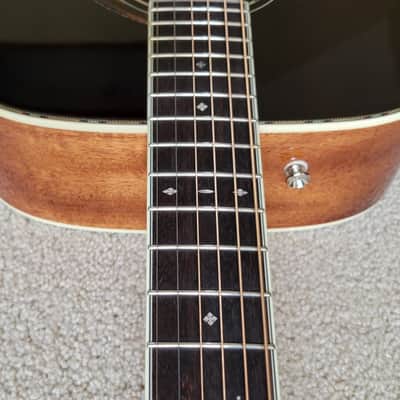 Fender Paramount PD-220E Dreadnought Acoustic Electric Guitar, 3-Color Vintage Sunburst, Hard Shell Case image 5