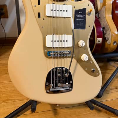 2025 Fender Vintera II '50s Jazzmaster with Rosewood Fretboard - Desert Sand image 2