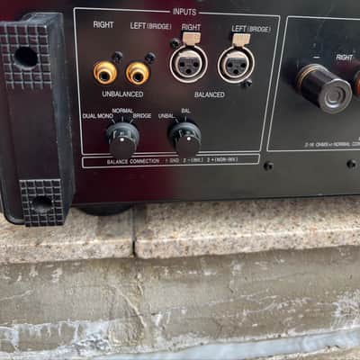 Accuphase A-20V 2004 - Gold image 11