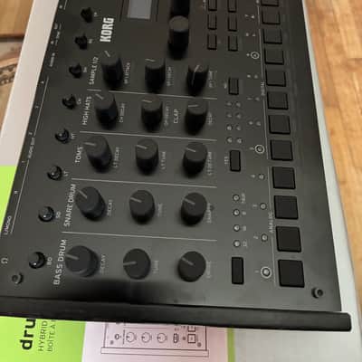 Korg Drumlogue Hybrid Drum Machine 2022 - Present - Black image 3
