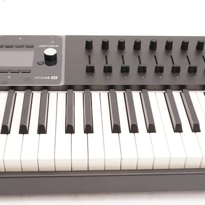 Arturia KeyLab 88 mk3 88-key Weighted Hammer-action Keyboard Controller (Black) image 4