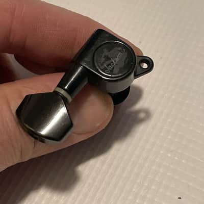 2000's Jackson Dinky Guitar Black Reverse Jin Ho Korea Tuners Tuning Pegs 6 In Line image 6
