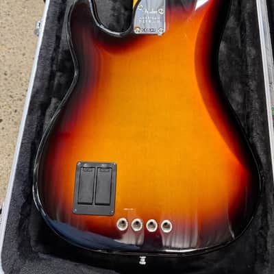 Fender American Ultra II Precision Bass with Maple Fretboard 2024 - Present - Ultraburst image 8