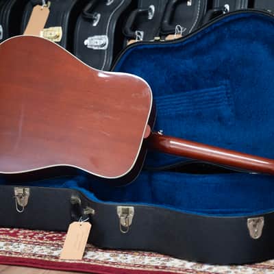 2007 Gibson USA Hummingbird Acoustic - in Honeyburst image 16