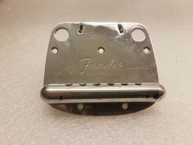 Fender MUSTANG TREMOLO USA PAT PEND