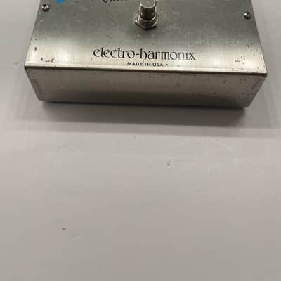 Electro Harmonix Original Pulsar Variable Shape Tremolo EHX Guitar Effect Pedal image 3