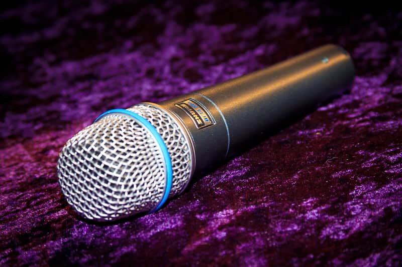 Shure BETA 57A Supercardioid Dynamic Instrument Microphone
