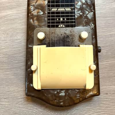 Supro Lap steel image 6
