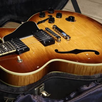 Gibson Es137 Custom Light Burst 2011 image 4
