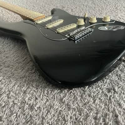Fender Player Stratocaster Limited Edition MIM 2018 Black Maple Neck Guitar image 4