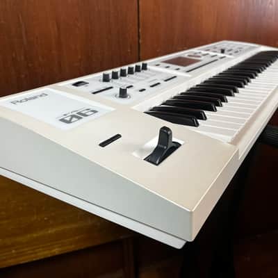Roland FA-06-SC WH 61-key Music Workstation limited color WHITE w/ gig bag image 5
