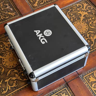 AKG P420 Multi-Pattern Large-Diapraghm Condenser Microphone with case image 4