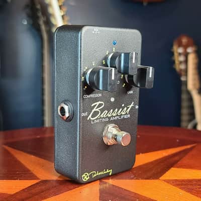 Keeley Bassist Limiting Amplifier Bass Compressor Pedal image 3