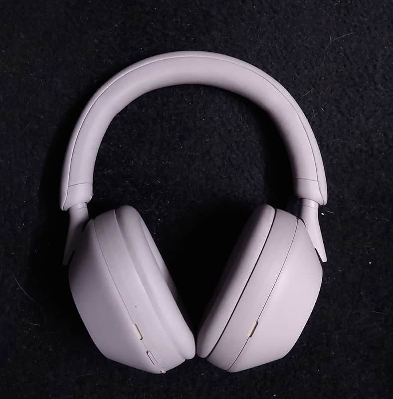 Sony WH-1000XM5/P Wireless Noise-Canceling Over-the-Ear Headphones image 1