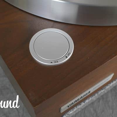 YAMAHA GT-2000L Turntable [Woodgrain Plinth Version] W/ Auto Lifter Adjust. image 14