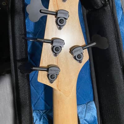 Fclef Jazz Bass 2020 Pearl white image 7