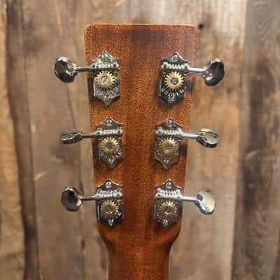 Martin Standard Series 000-18 2026 - Natural image 8