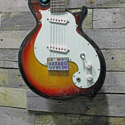 Vita Guitala's Hand-made, MIJ Electric Guitar Model Quinto #011 w/ OHSC - Japan image 3
