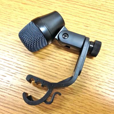 Sennheiser e904 Cardioid Dynamic Drum Microphone with Rim Clip