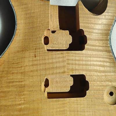 Tiger Maple Top Mahogany Wood Double Cutaway Guitar Body image 5