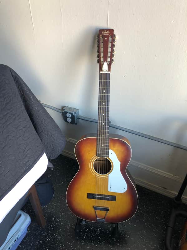 Harmony H912 Stella 12-string - good action, case