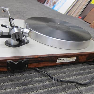 Luxman PD264 Turntable Ortofon OM10 Cartridge, Auto Lift, Ex Sound, Japan, Rosewood, No Dustcover Rosewood/Silver image 3