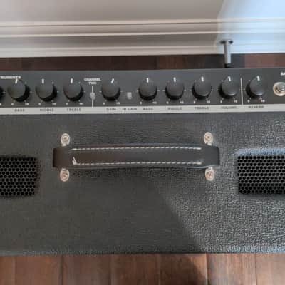 Fender Bassbreaker 30R 2-Channel 30-Watt 1x12" Guitar Combo Black w/Foot-Switch image 2