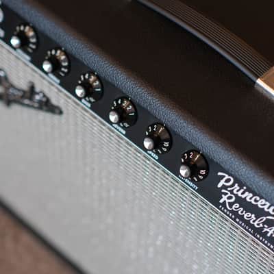 Fender '65 Princeton Reverb Reissue 12-Watt 1x10" Guitar Combo 2008 - Present - Black image 10