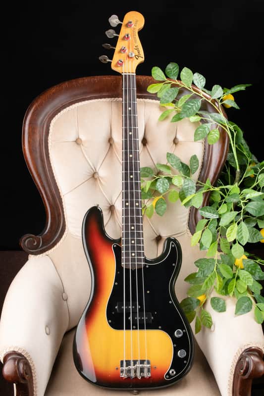 Fender Precision 1970 - Sunburst image 1