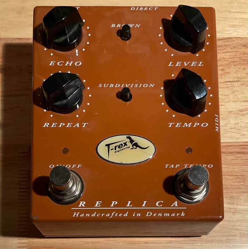 T-rex Replica Delay pedal early dyno logo image 1