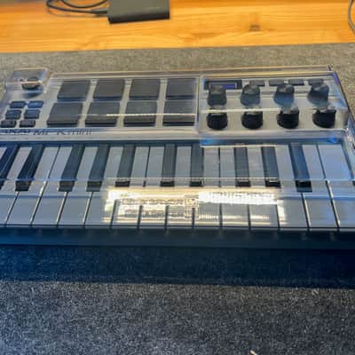 Akai MPK Mini MK3 Gray + Decksaver Cover image 2