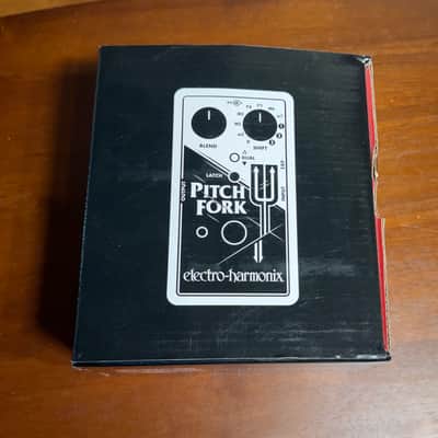 Electro-Harmonix Pitch Fork Polyphonic Pitch Shifter / Harmony Pedal 2014 - Present - Black / White / Red image 6