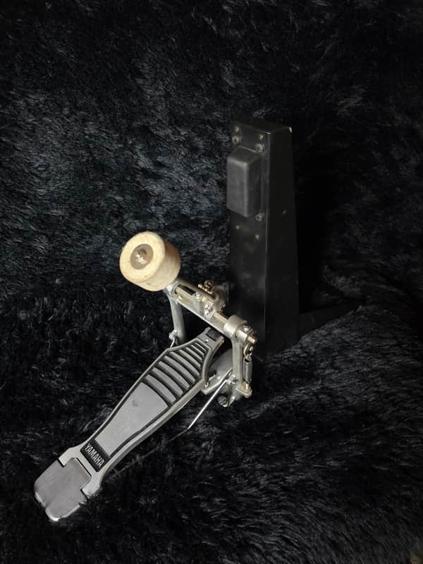 Yamaha KP60 Bass Drum Pad Kick Trigger with Bass Drum Pedal image 1