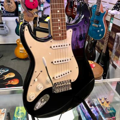 Fender Mexi Standard Stratocaster Left Handed, Black - Pre Owned image 2