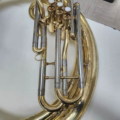Very Good Used Yamaha YSH-411 Brass Sousaphone with Case and Mouthpiece image 2
