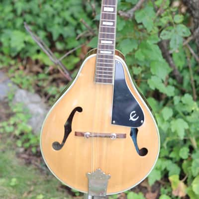 Epiphone mandolin 1970's - natural image 1