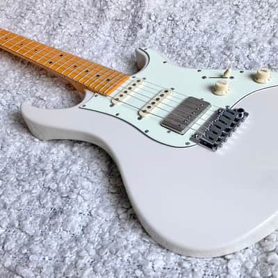 Vola OZ V3 HSS Super Strat Electric Guitar Handmade in Japan 2020 image 2