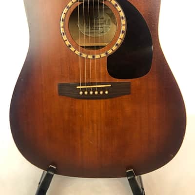 Art & Lutherie CW Cedar Antique Burst QI Cedar Antique Burst w Tonewood Amp image 2