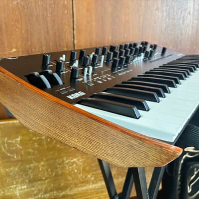 KORG Prologue 8 Polyphonic Hybrid Keyboard Synthesizer w/ gig bag image 5