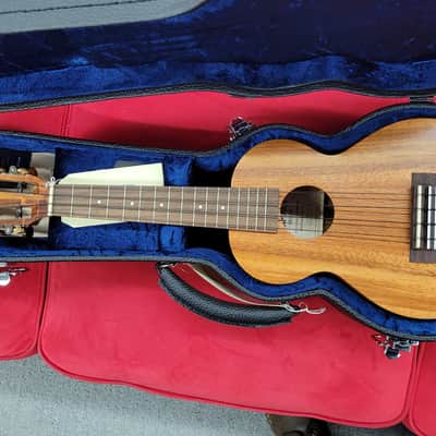 Kamaka Koa Concert Ukulele with Slotted Headstock HF-2I - Koa image 3