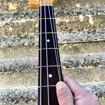 Fender American Pro II Jazz Bass® Rosewood Fingerboard, 3-Color Sunburst 0193970700 image 6