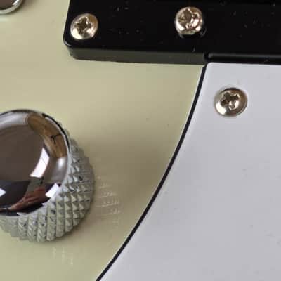 Yamaha PAC112V-VW Pacifica HSS with Rosewood Fretboard - Vintage White image 13
