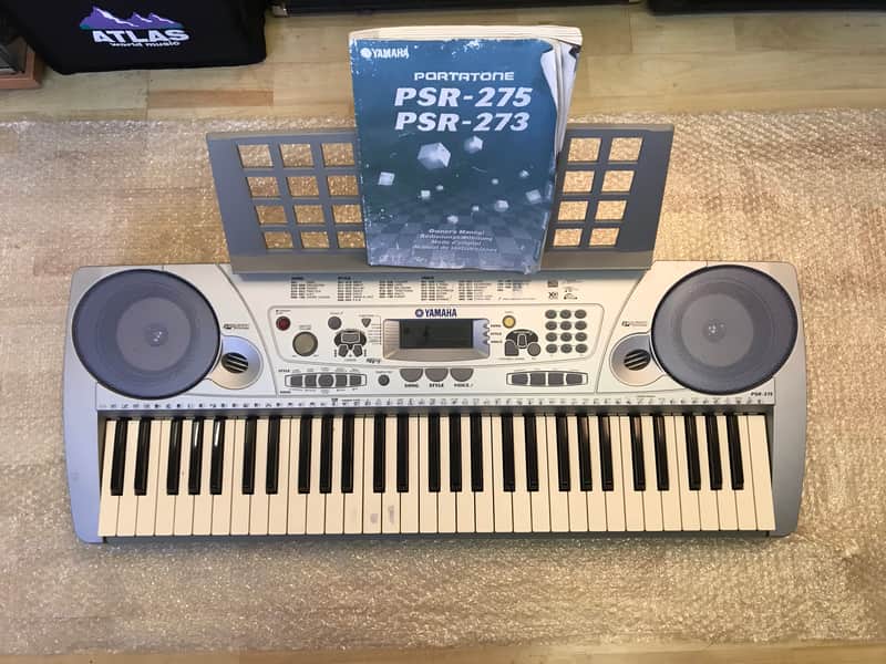 Yamaha PSR-275 Silver image 1