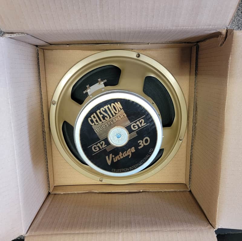 Celestion T3904 Vintage 30 12" 60W 16 Ohm Speaker - Black image 1
