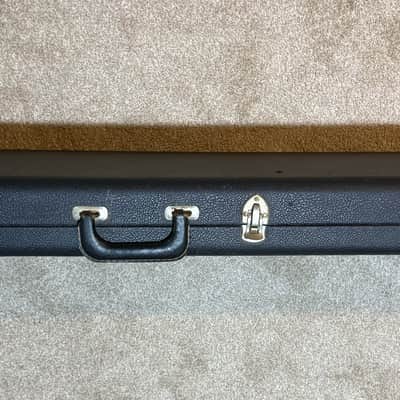 VINTAGE FENDER BASS 1965 to 1970 NO TAIL LOGO BLACK TOLEX CASE CLEAN! image 10