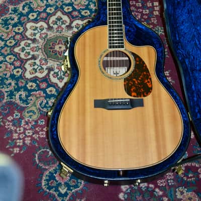 Larrivee L-09 2011 Acoustic / Electric w/Hardcase image 1
