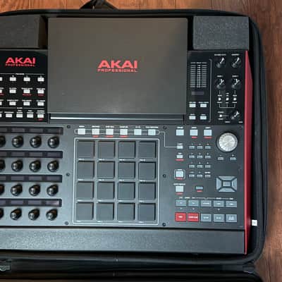 Akai MPC X Standalone Sampler / Sequencer 2017 - Present - Black image 2
