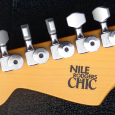 Fender Nile Rodgers Hitmaker Stratocaster 2022 - Olympic white nitro image 9