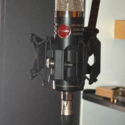 Mojave MA-1000 Large Diaphragm Multipattern Tube Condenser Microphone 2016 - 2020 - Black image 1